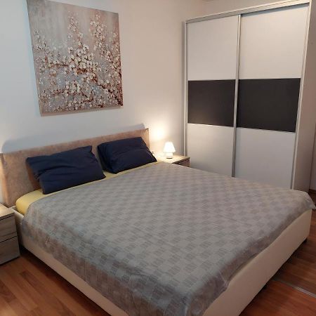 Apartman Anita เยเซนิเซ ภายนอก รูปภาพ